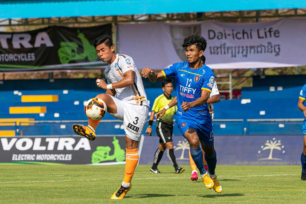 Controversy between star and Angkor Tiger peaks