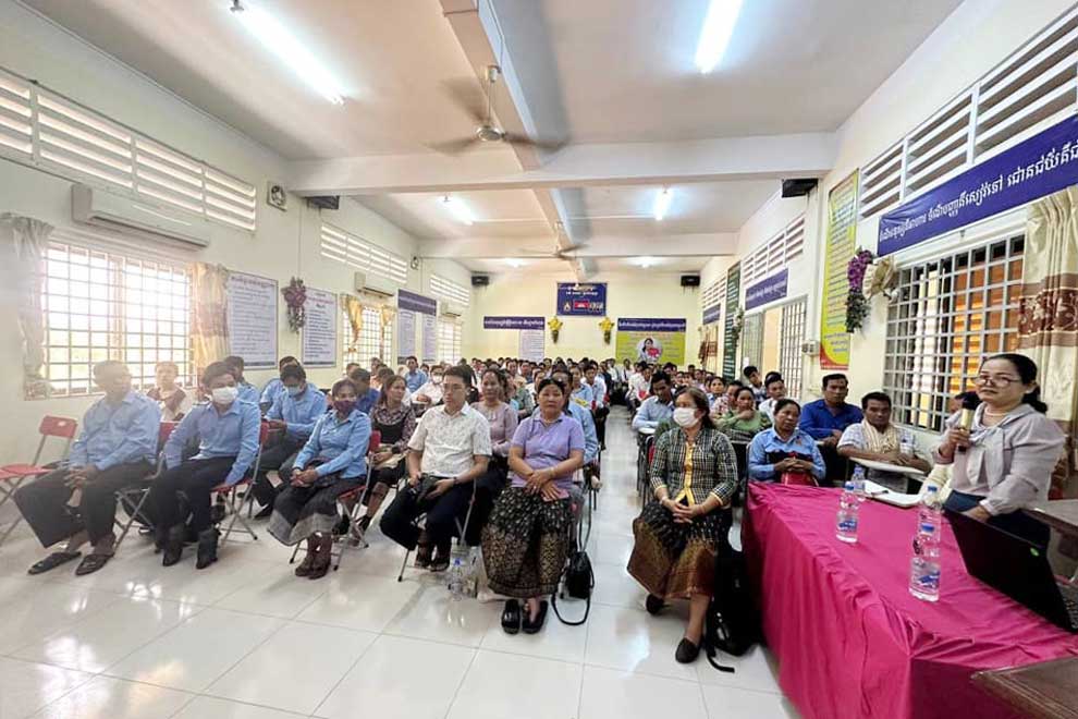 Refresher course held for Kampot health educators