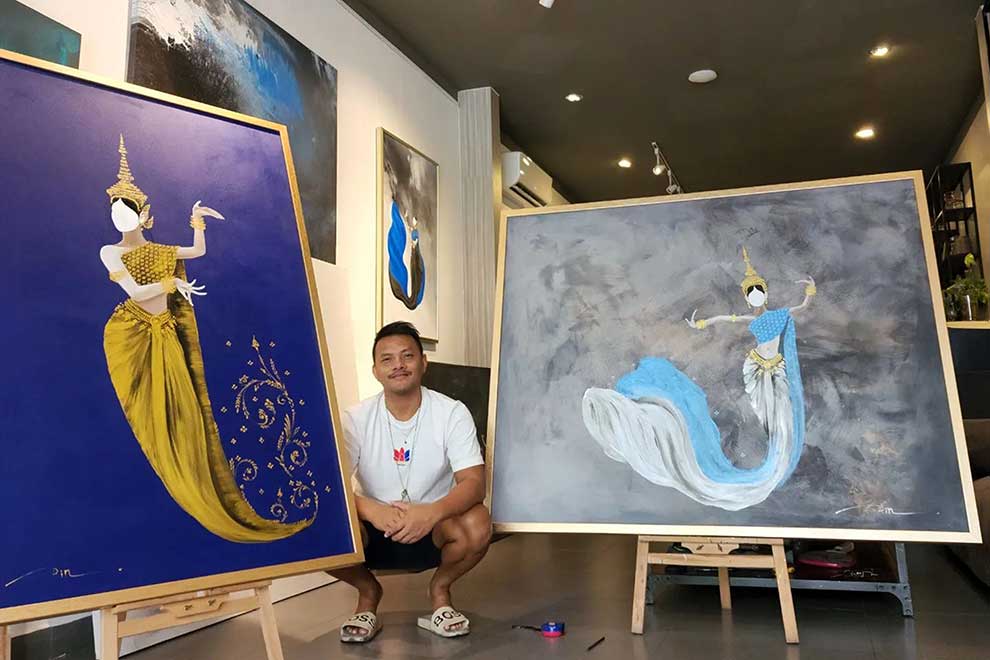 Virtual galleries selling fine art via app