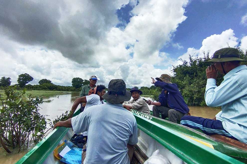 BirdLife trains field team at Stung Sen