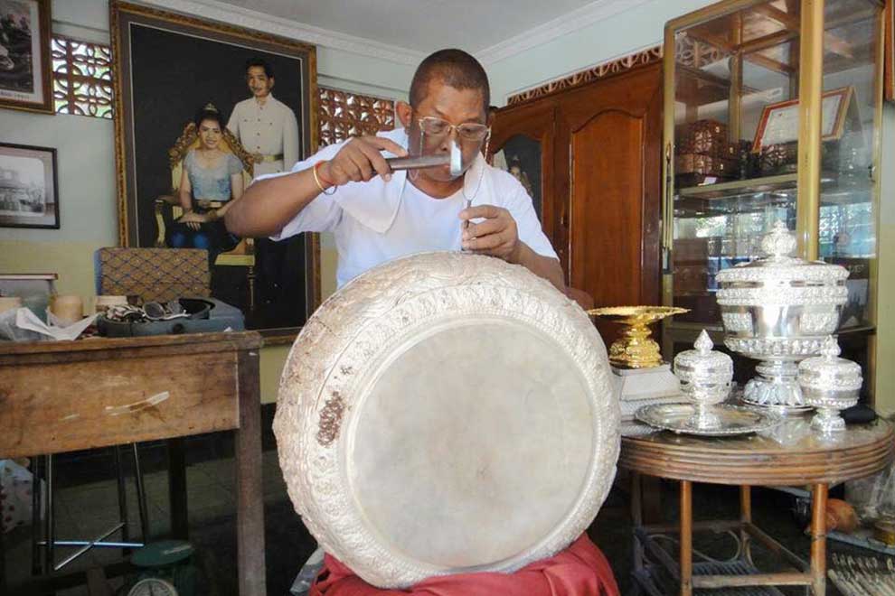 Family of famed goldsmiths reveal royal lineage