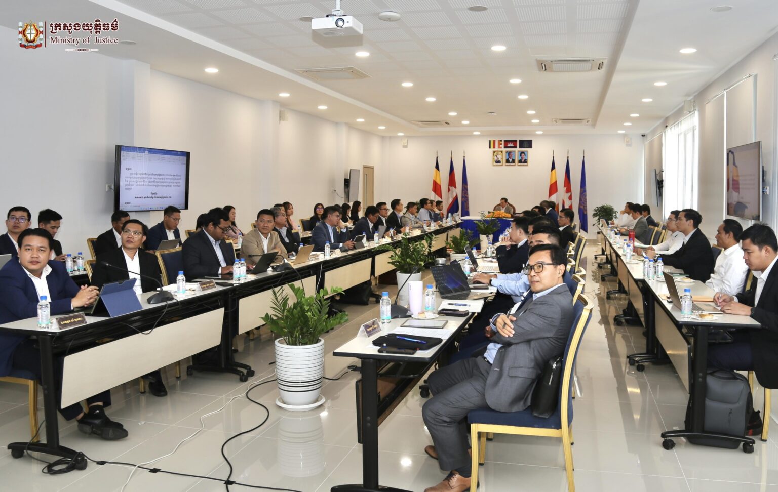 Alternative resolution authority in pipeline