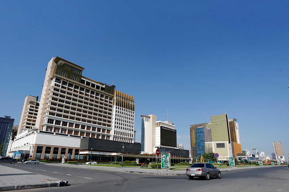 Common ground elusive in NagaWorld labour dispute