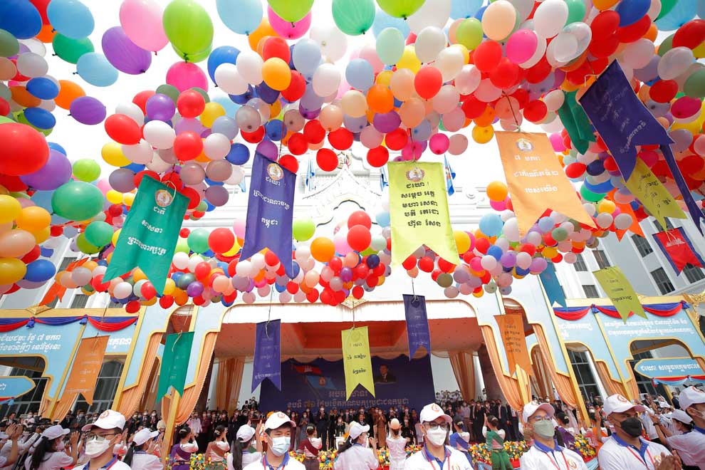 Hun Sen reflects on formation of CPP