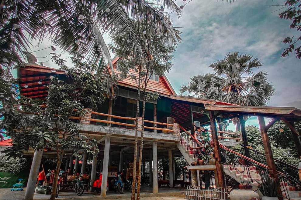 Vintage wonders find new home in unique '100 Window House'