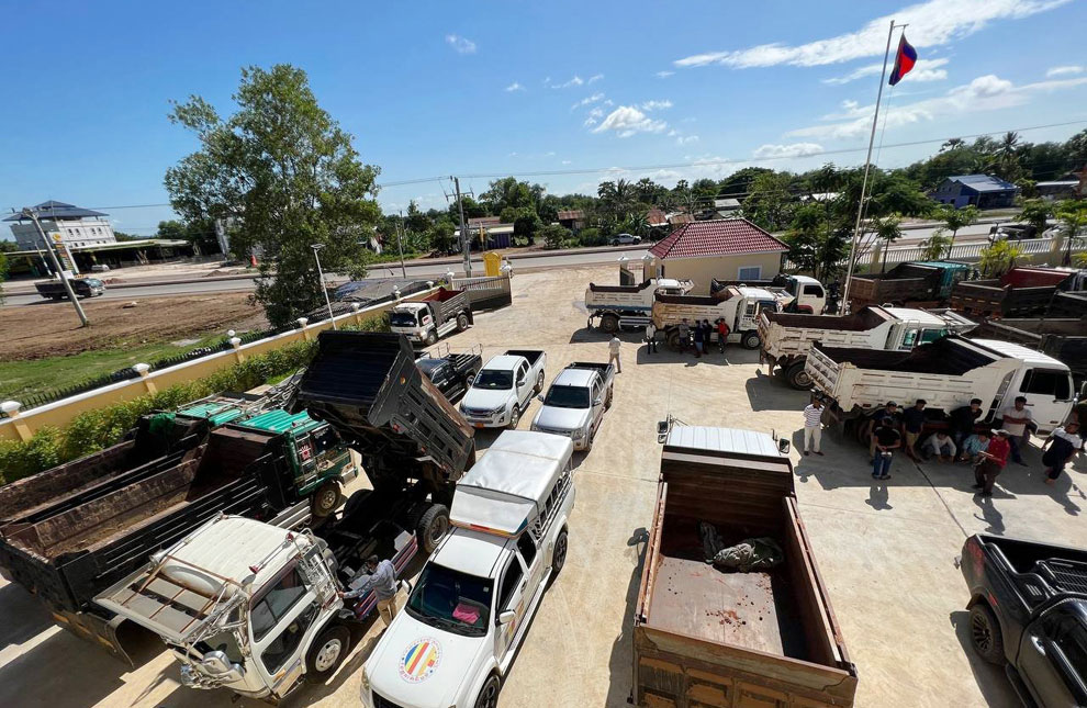 Right-side drive vehicle owners rush to register before deadline