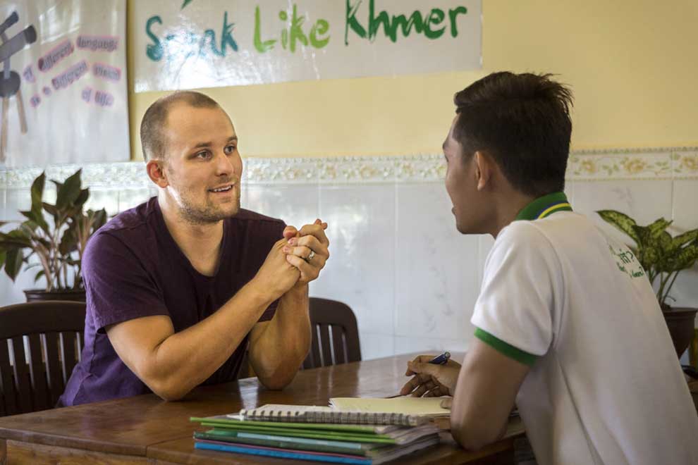 Be Like Khmer: Locals teach Khmer language lessons