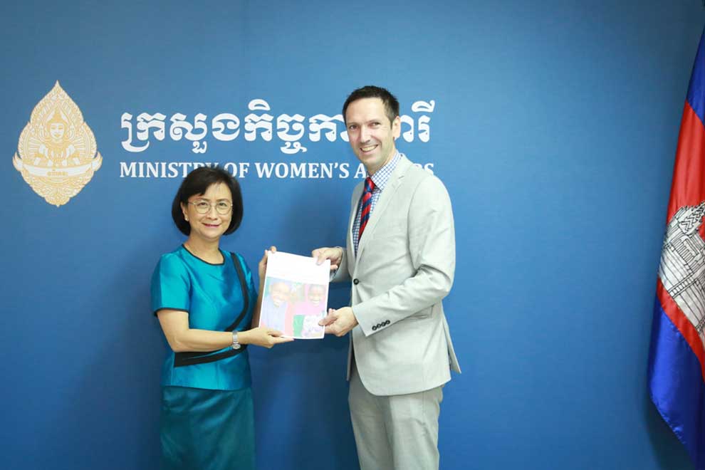 UK pledges aid for women's empowerment