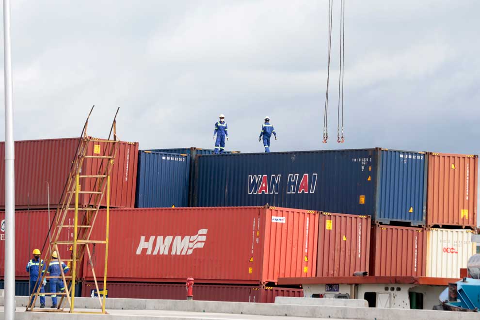 Bilateral trade with Germany slumps 17% in first 9 months